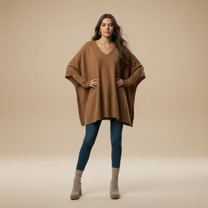 ERICA | Solid-color poncho with a V-neck and loose fit