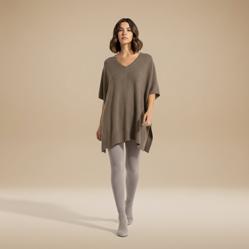 ERICA | Solid-color poncho with a V-neck and loose fit